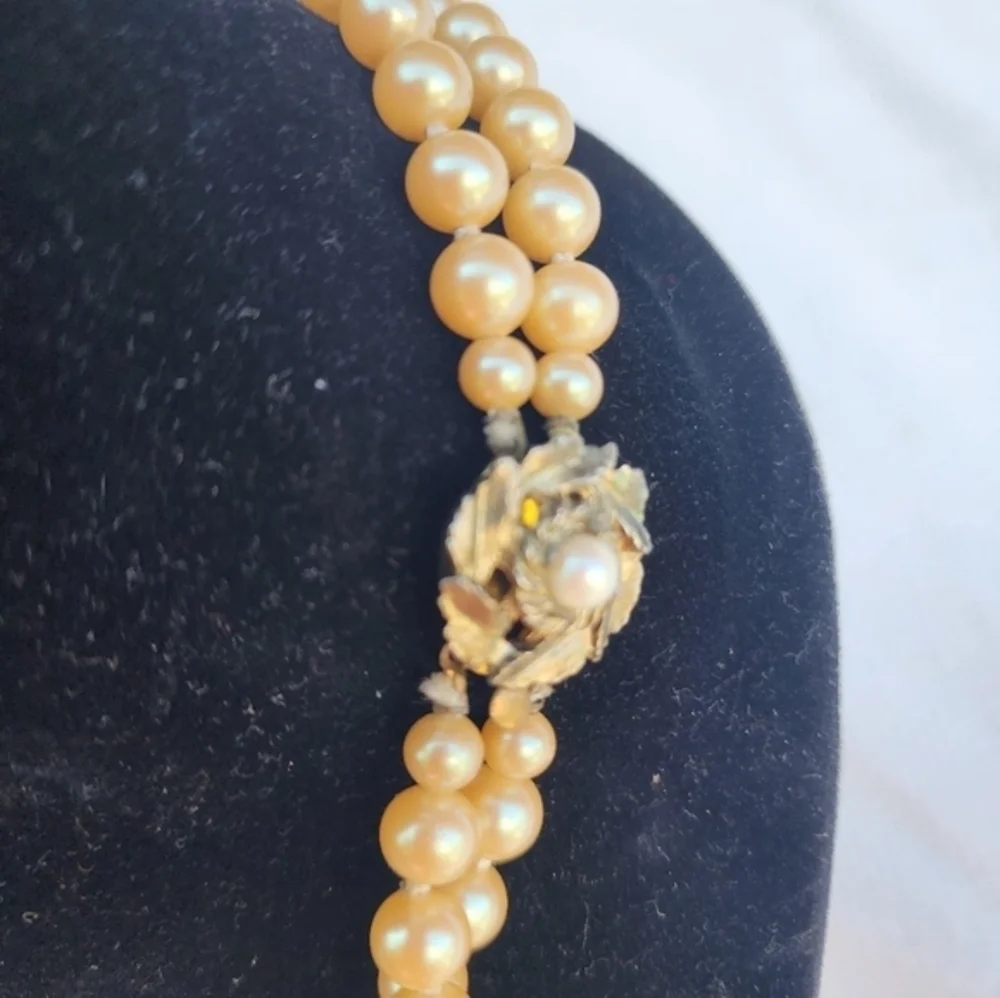 Vintage Japan Faux‎ pearls